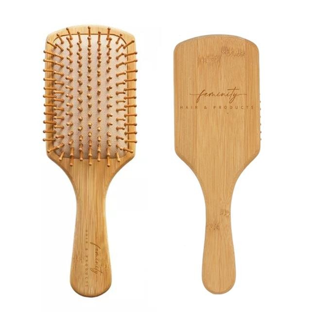 Natural Bamboo Hair Brush by Feminity mit Schutzbeutel